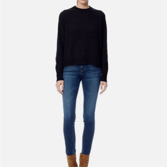 360 Cashmere Sweaters - 360 Cashmere - 100% Cashmere Black Sweater  Size Medium